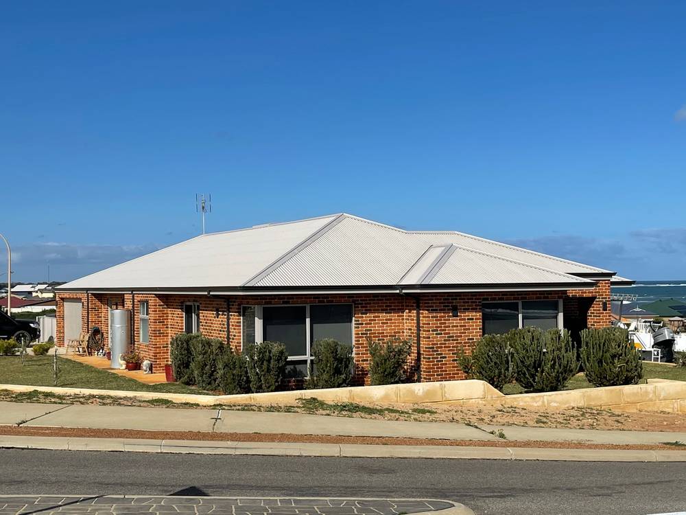 1 Sunset Cove, DONGARA, WA 6525