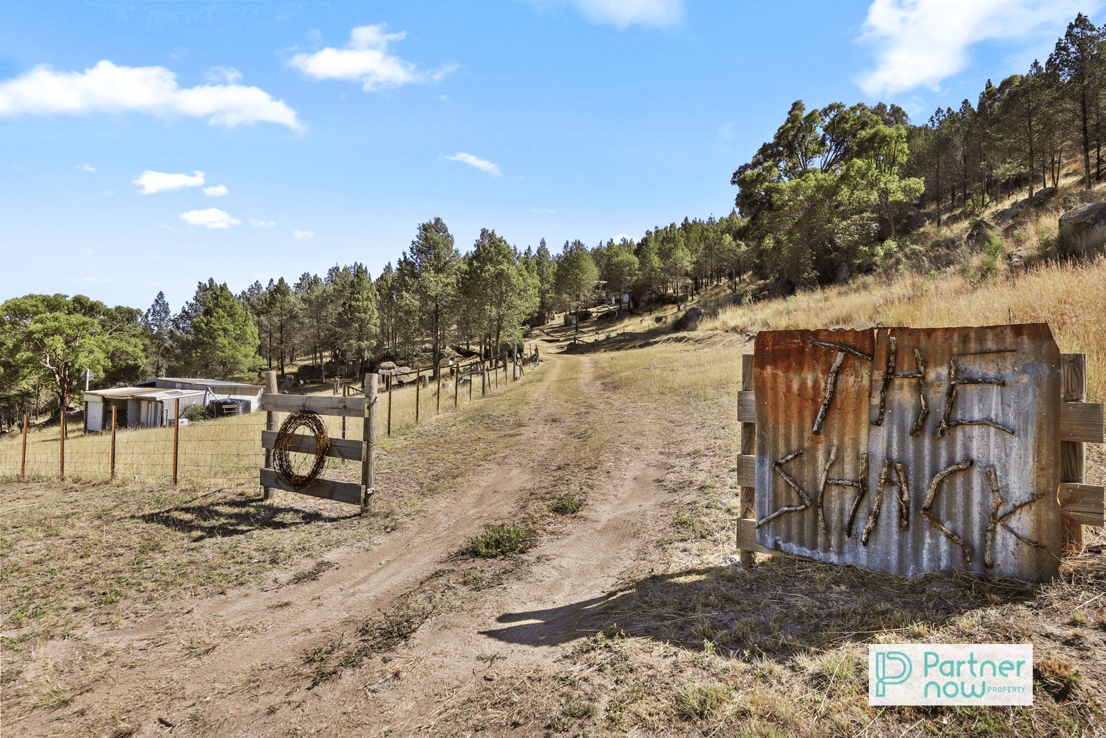 "Pine Villa" New England Highway, MOONBI, NSW 2353