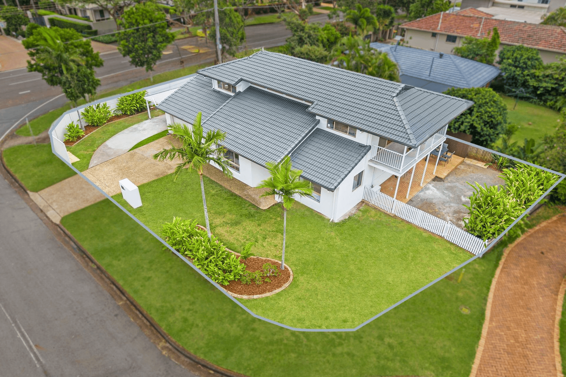 8 Charlotte Court, Ormiston, QLD 4160