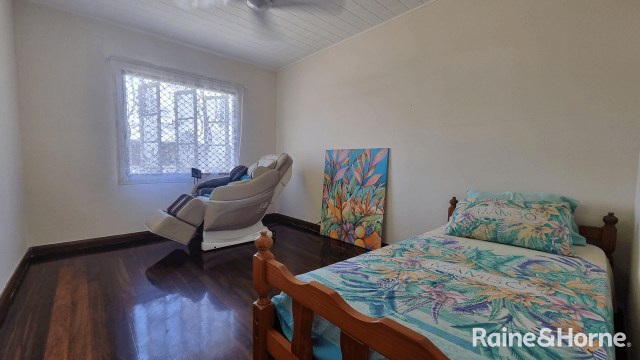 36 Marine Parade, NEWELL, QLD 4873
