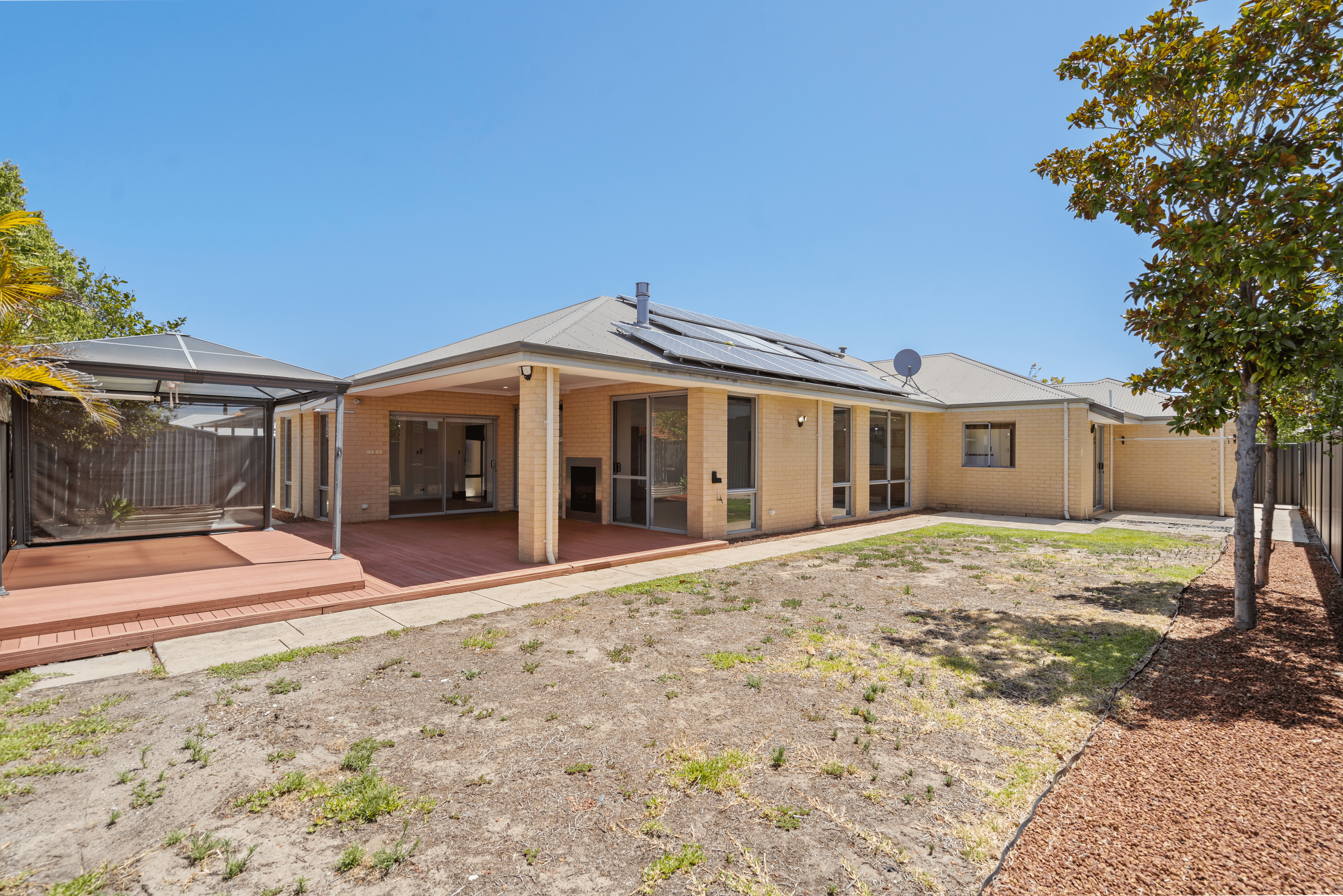 26 Cowra Turn, AVELEY, WA 6069