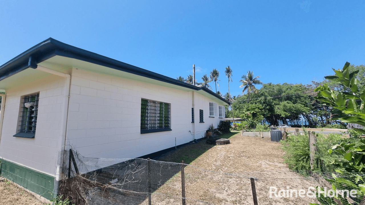 36 Marine Parade, NEWELL, QLD 4873
