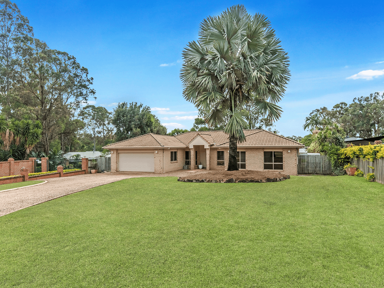 11 Tristan Court, ORMEAU, QLD 4208