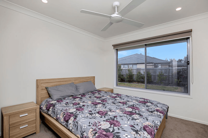 3 Helmore Road, JACOBS WELL, QLD 4208