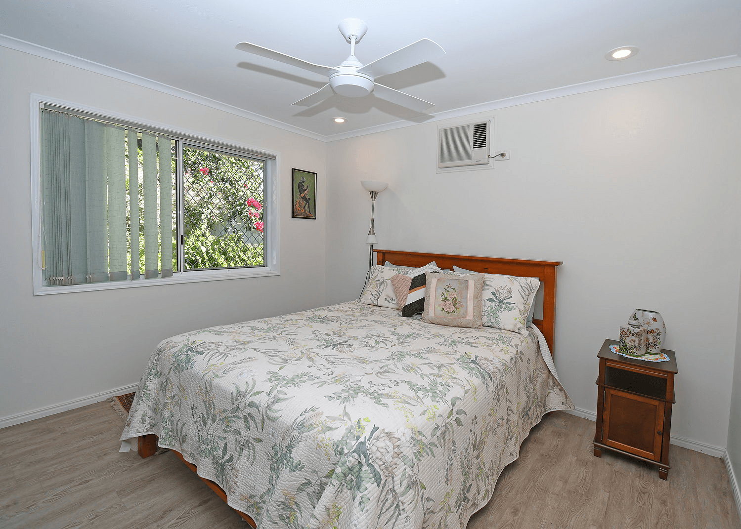 51 Hibiscus Street, URANGAN, QLD 4655