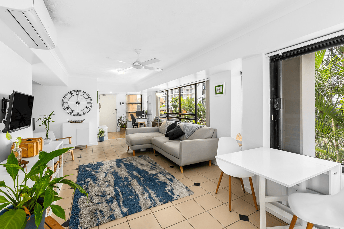 4/10 Albert Avenue, Broadbeach, QLD 4218