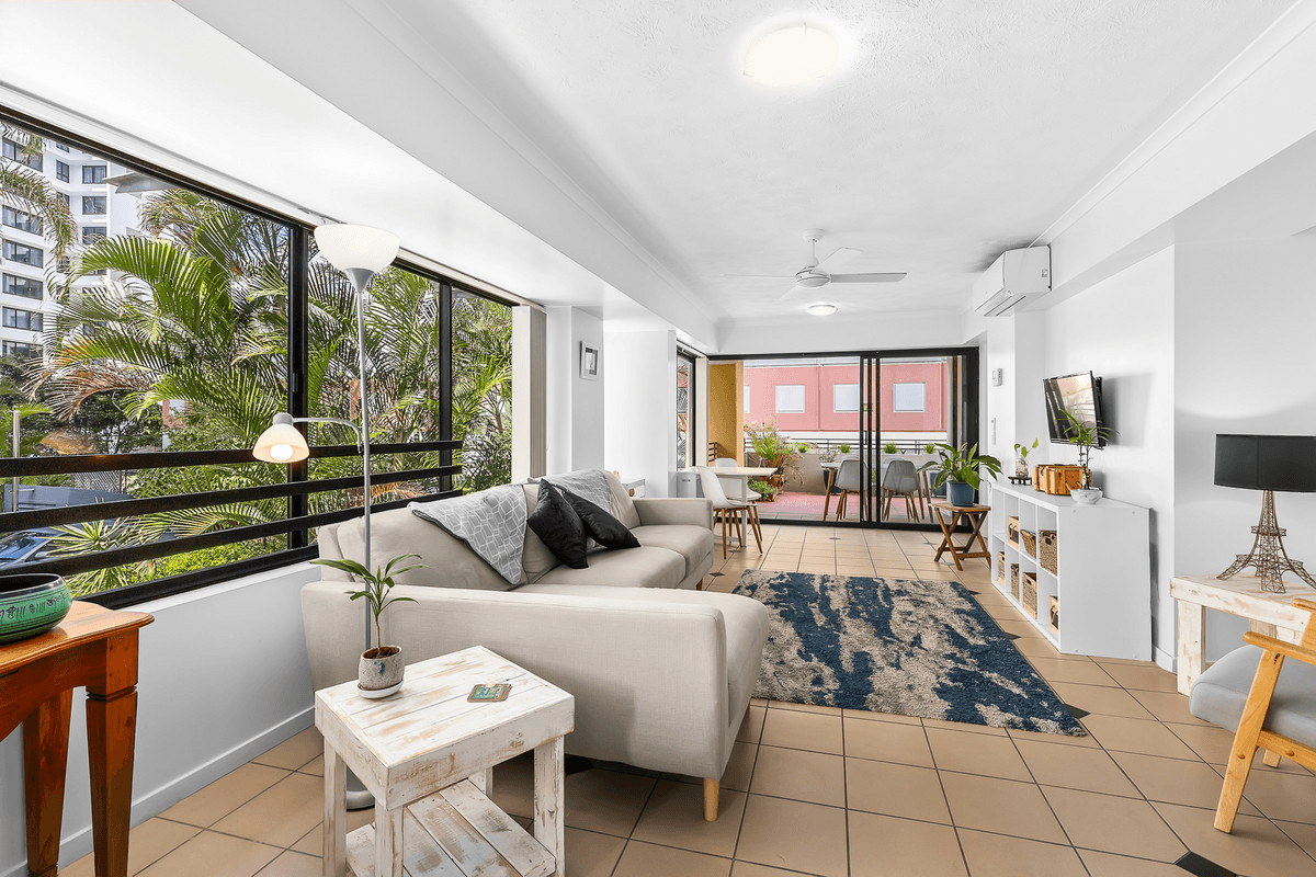 4/10 Albert Avenue, Broadbeach, QLD 4218