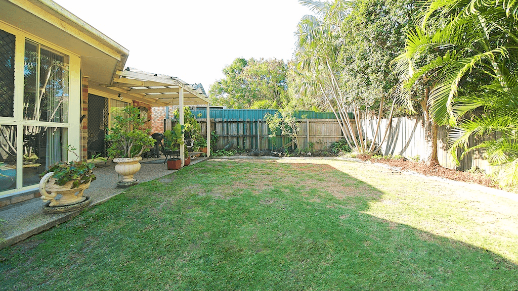 14 Glasshouse Crescent, FOREST LAKE, QLD 4078