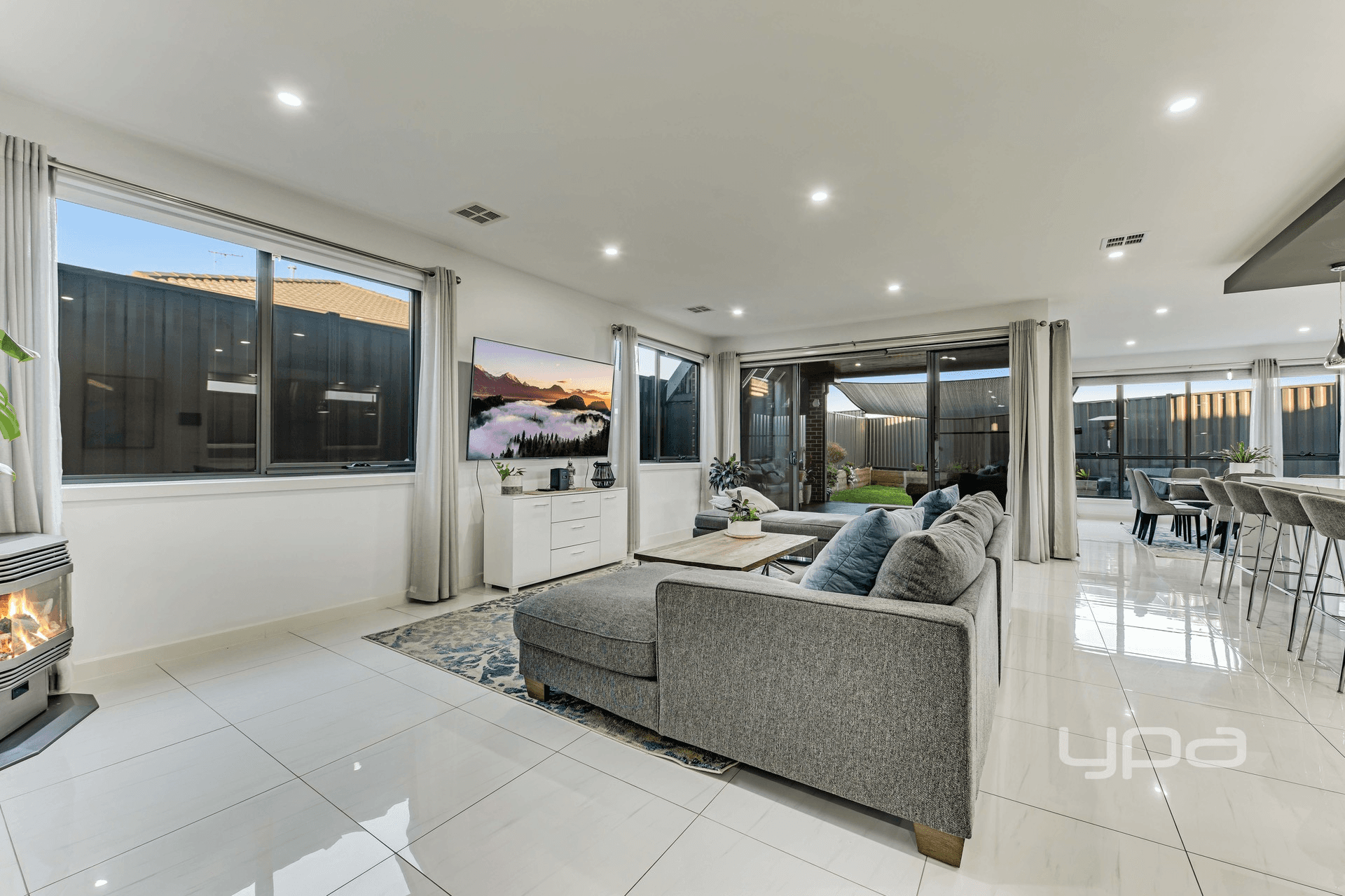 40 Horizon Boulevard, Greenvale, VIC 3059