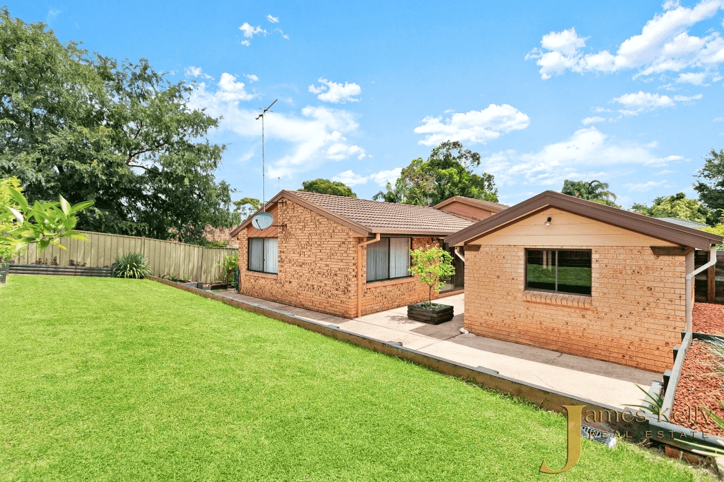 5 Kennington Ave, Quakers Hill, NSW 2763