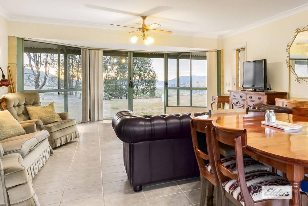 2 Yabba Road, Tallangatta East, VIC 3700