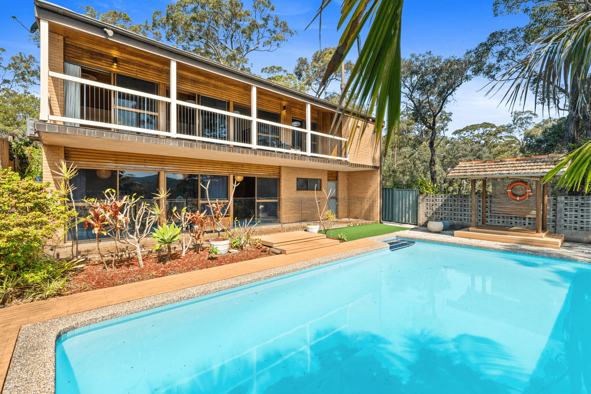 12 Albany Street, Point Frederick, NSW 2250