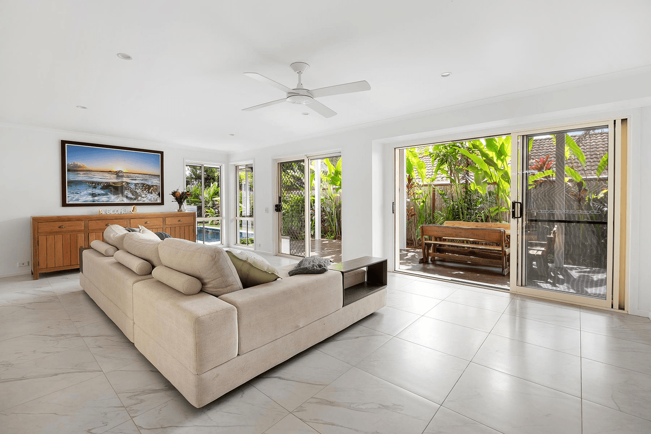 2 Sittella Court, Noosa Heads, QLD 4567