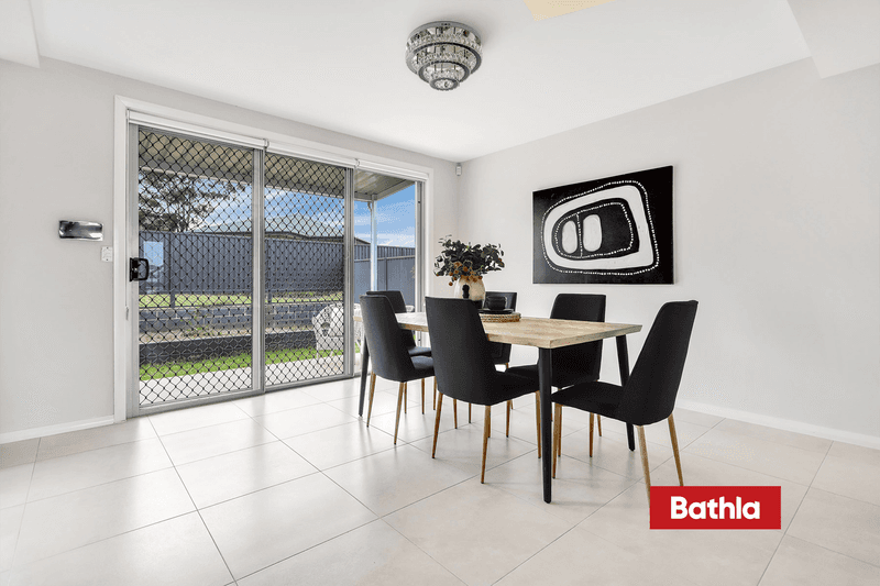 35 Attenborough Place (335 Quakers Rd), QUAKERS HILL, NSW 2763