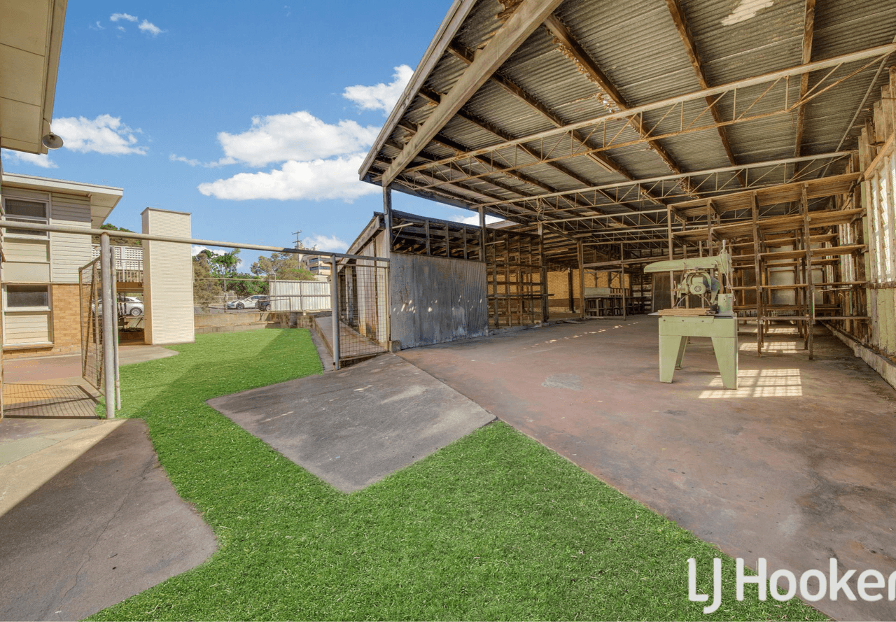 18 Bramston Street, GLADSTONE CENTRAL, QLD 4680