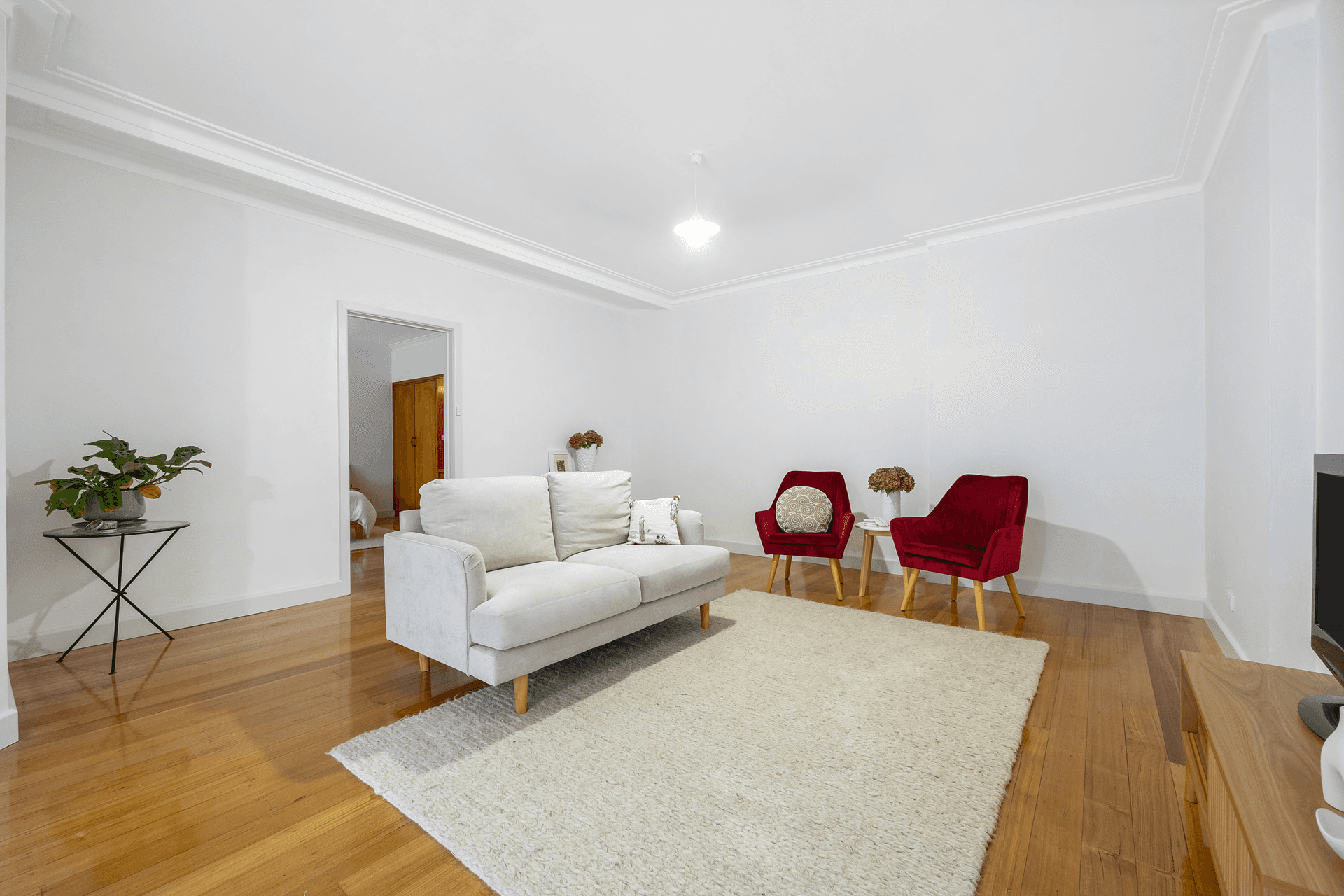 2/304 Clarendon Street, Soldiers Hill, VIC 3350