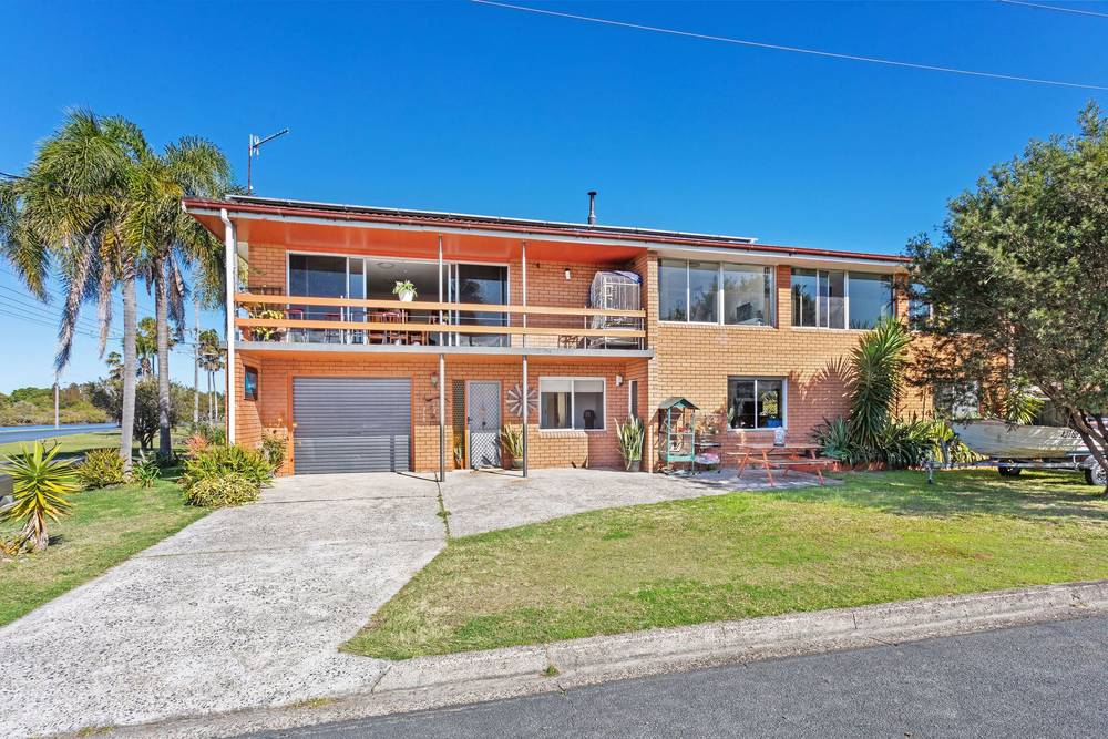 37 Point Road, Tuncurry, NSW 2428