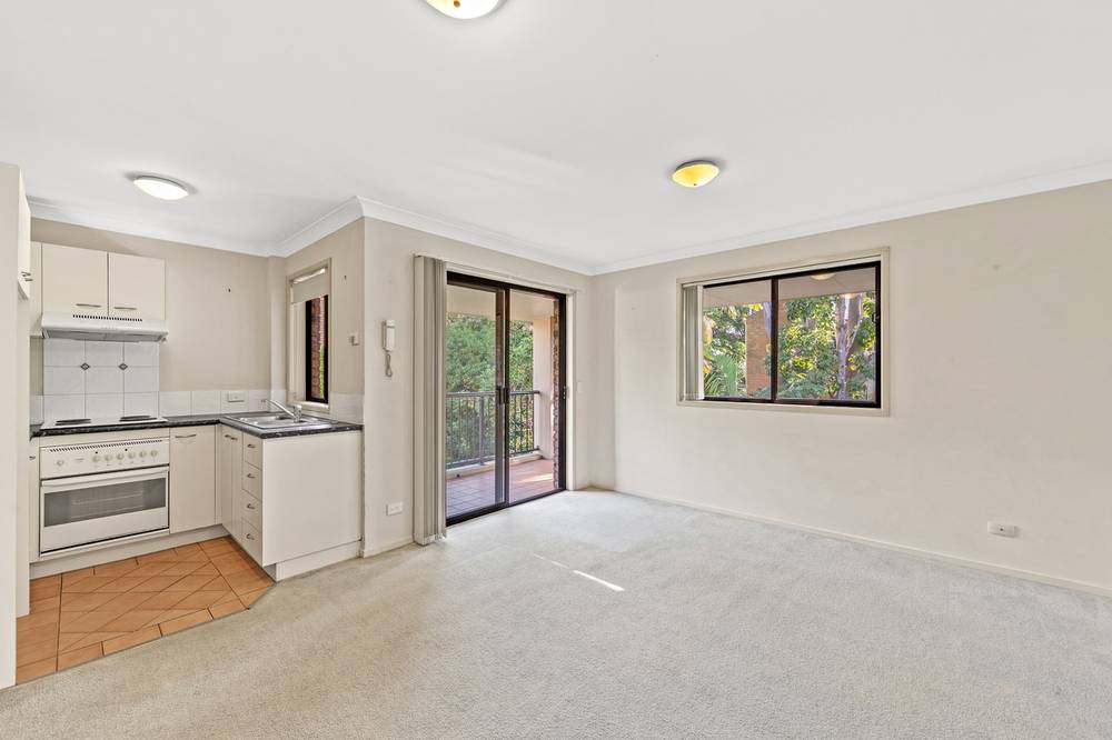 16/56-58 Bauer Street, SOUTHPORT, QLD 4215