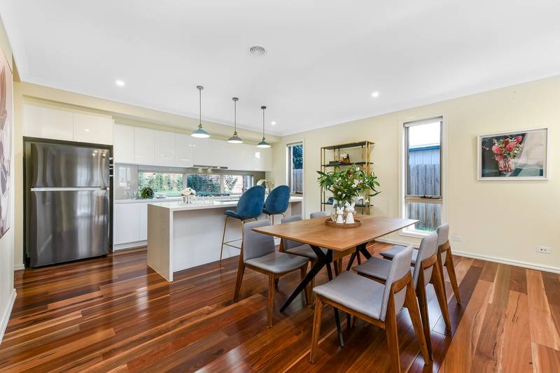 2B Yorkshire Street, BLACKBURN NORTH, VIC 3130