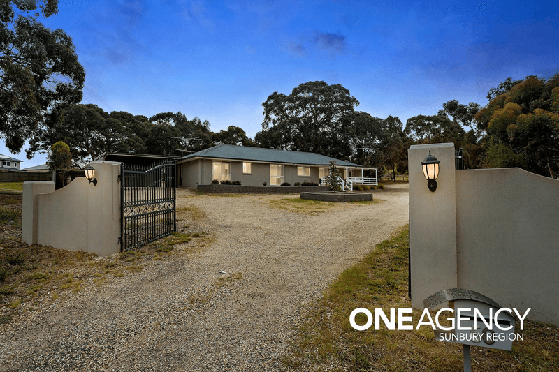 50 Sambell Road, SUNBURY, VIC 3429