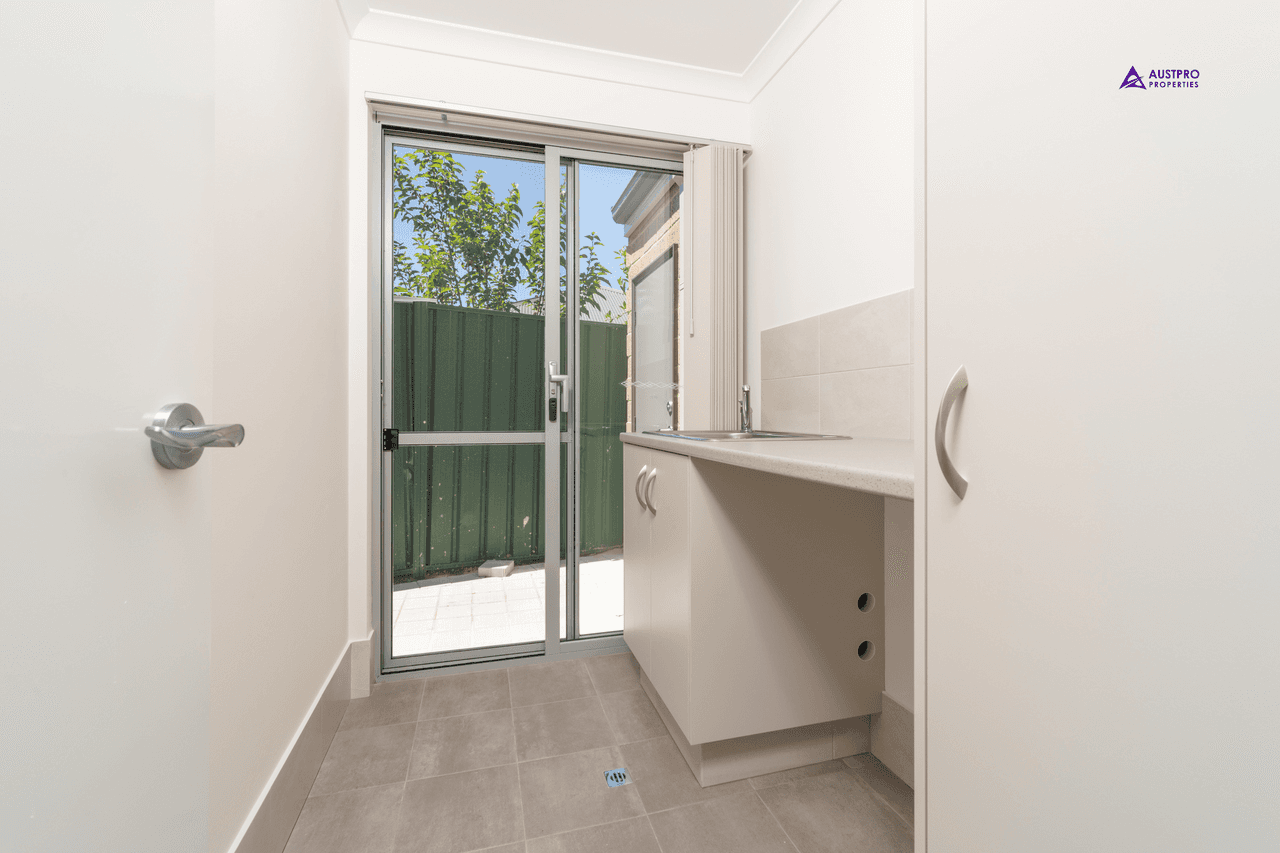 140A Leach Highway, Melville, WA 6156