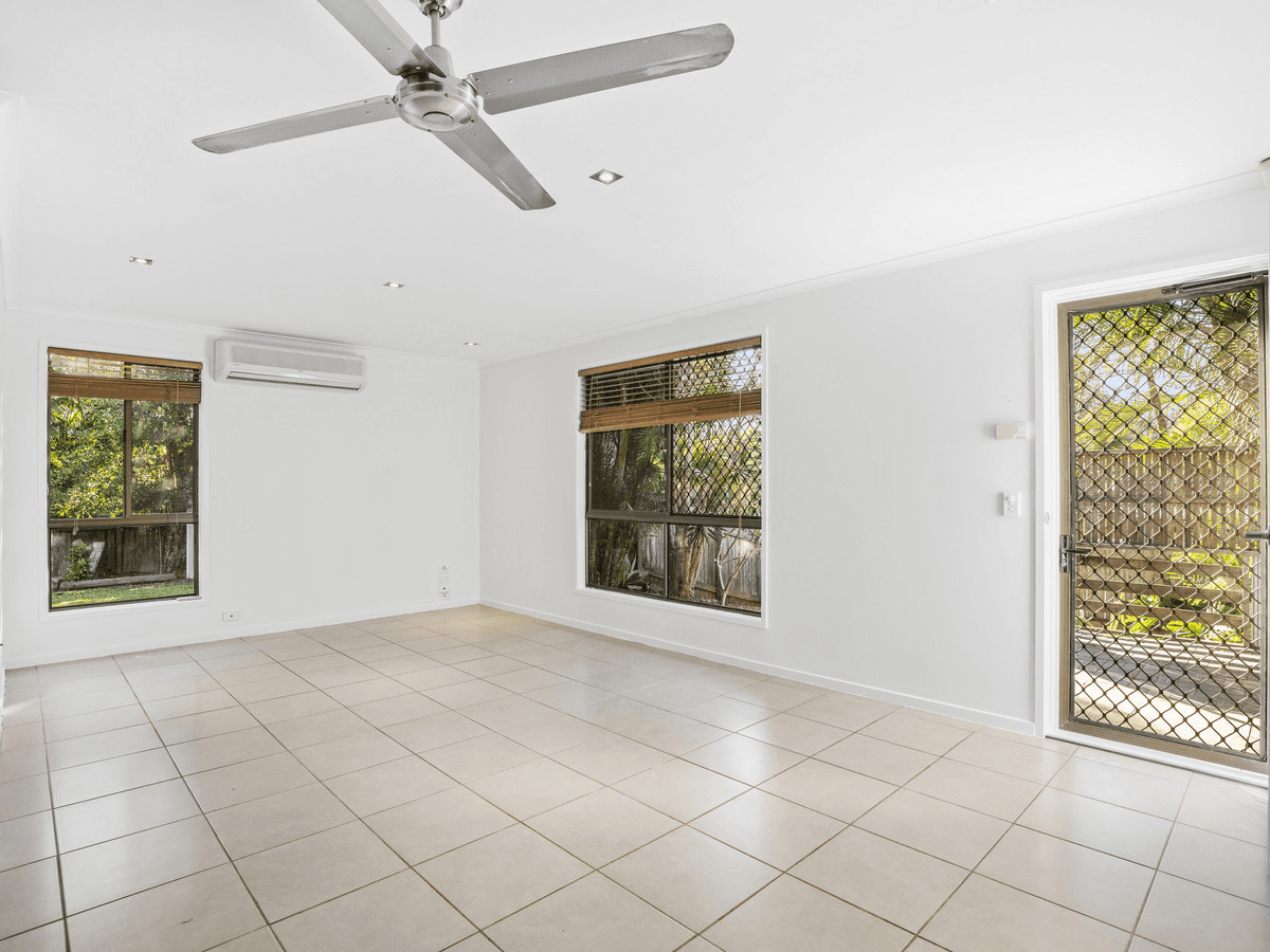 1 Burn Court, NERANG, QLD 4211