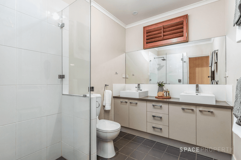 3 Myrtle Street, Grange, QLD 4051