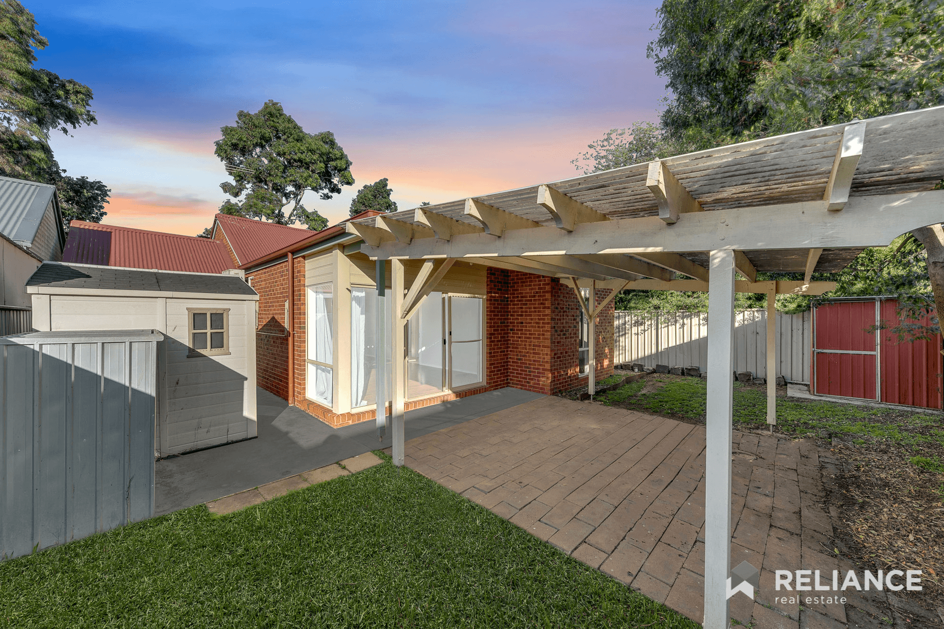 25 Naracoorte Drive, Caroline Springs, VIC 3023