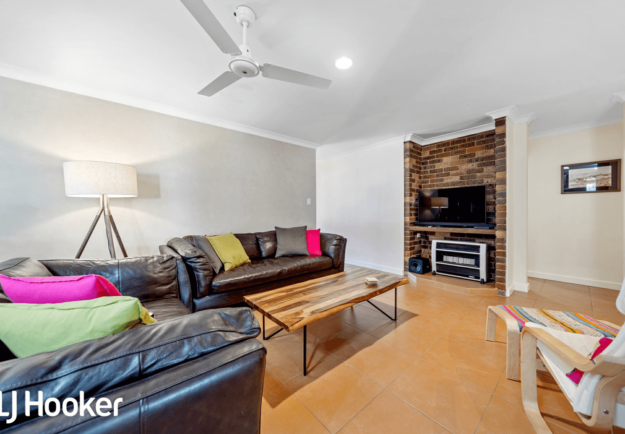 4 Virgilia Terrace, SOUTH LAKE, WA 6164