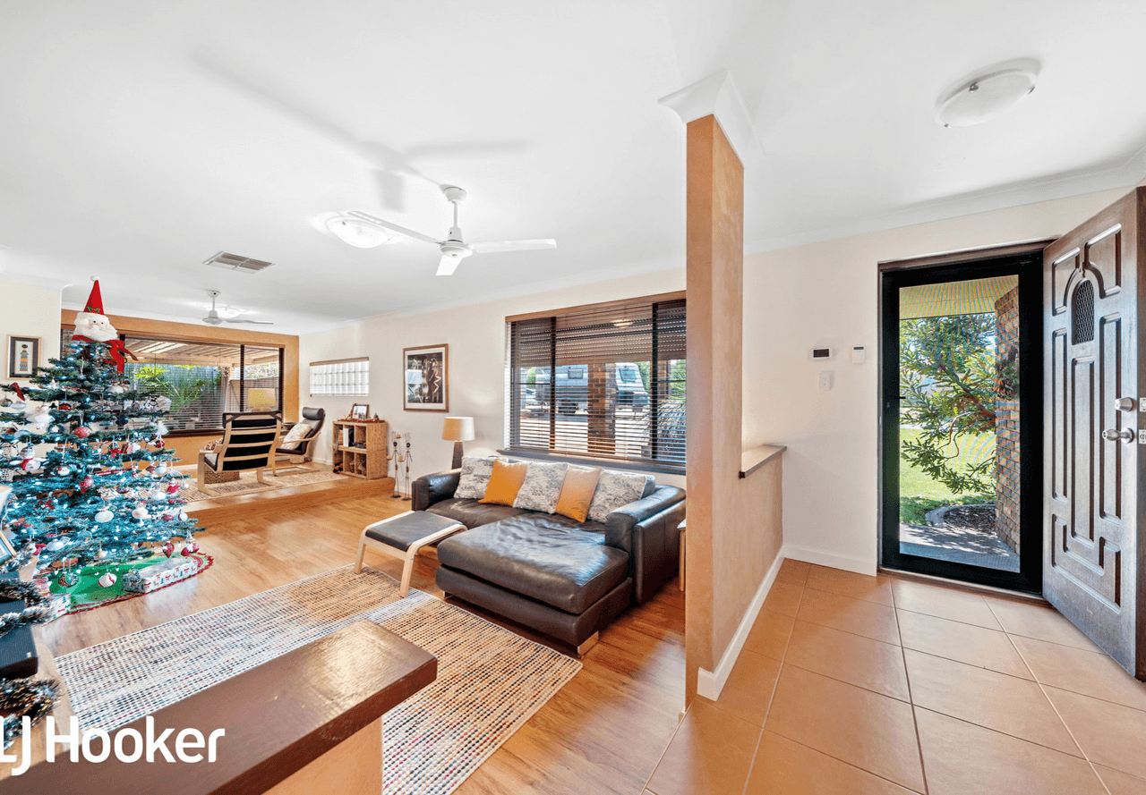 4 Virgilia Terrace, SOUTH LAKE, WA 6164