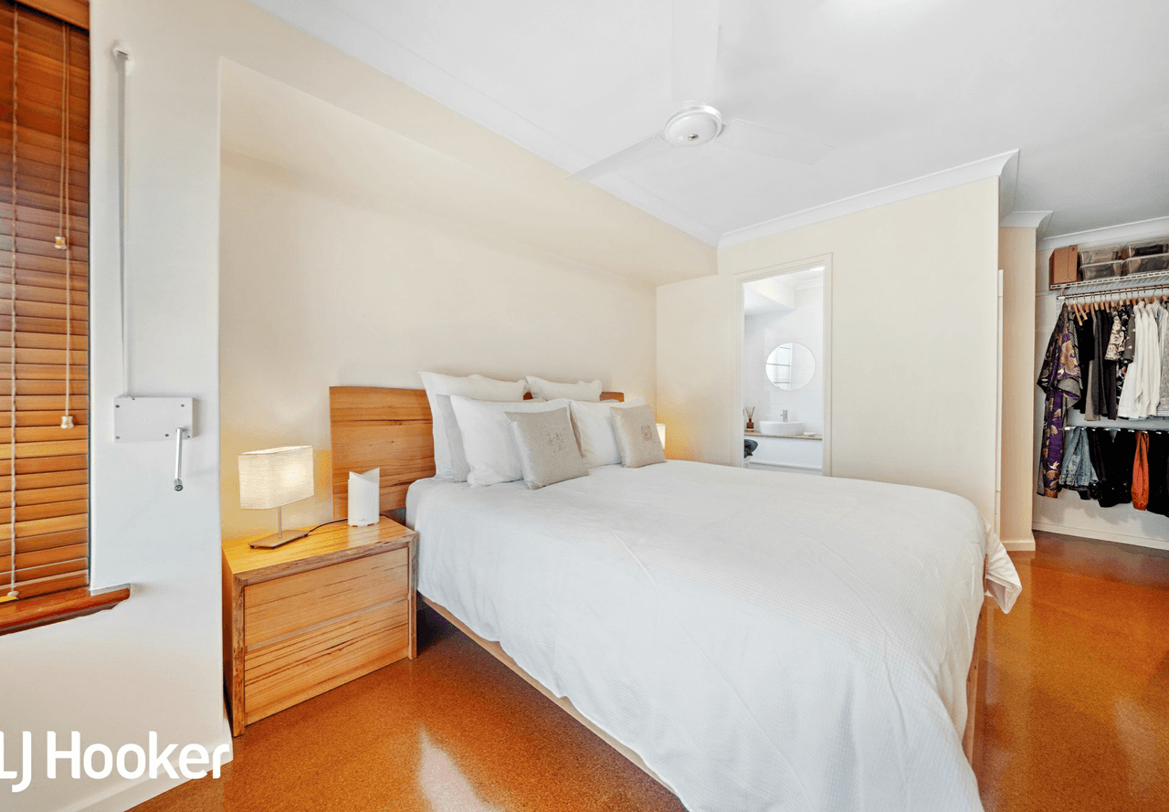 4 Virgilia Terrace, SOUTH LAKE, WA 6164