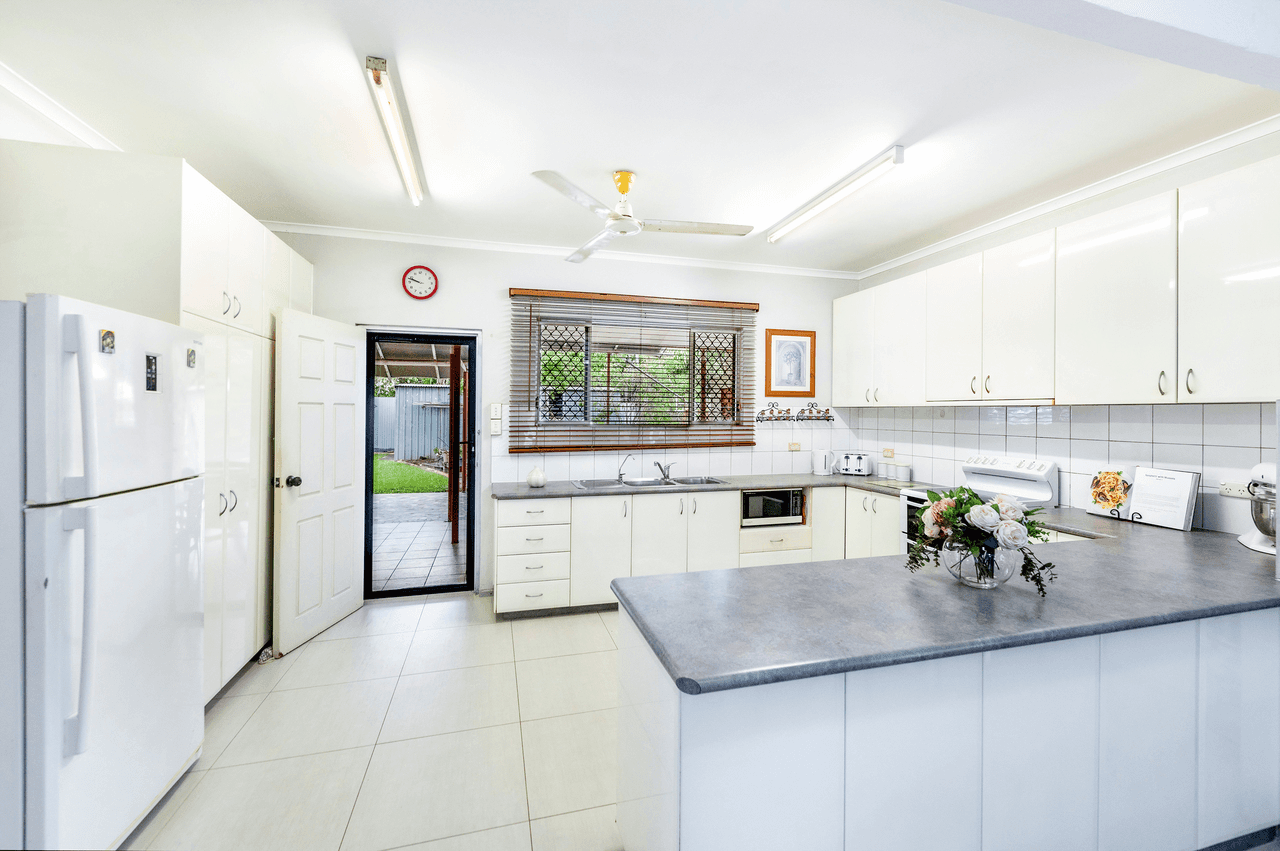 18 Musgrave Crescent, COCONUT GROVE, NT 0810