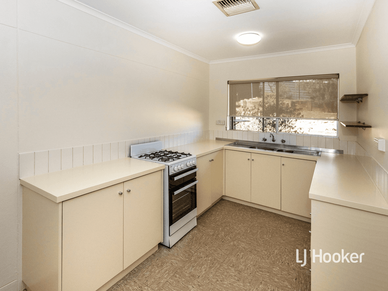 17 Spearwood Road, SADADEEN, NT 0870