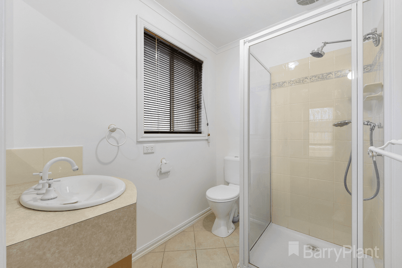 48 Brentwood Drive, Werribee, VIC 3030