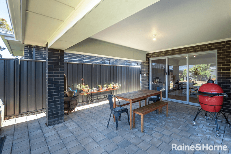 14 Polo Drive, MOUNT BARKER, SA 5251