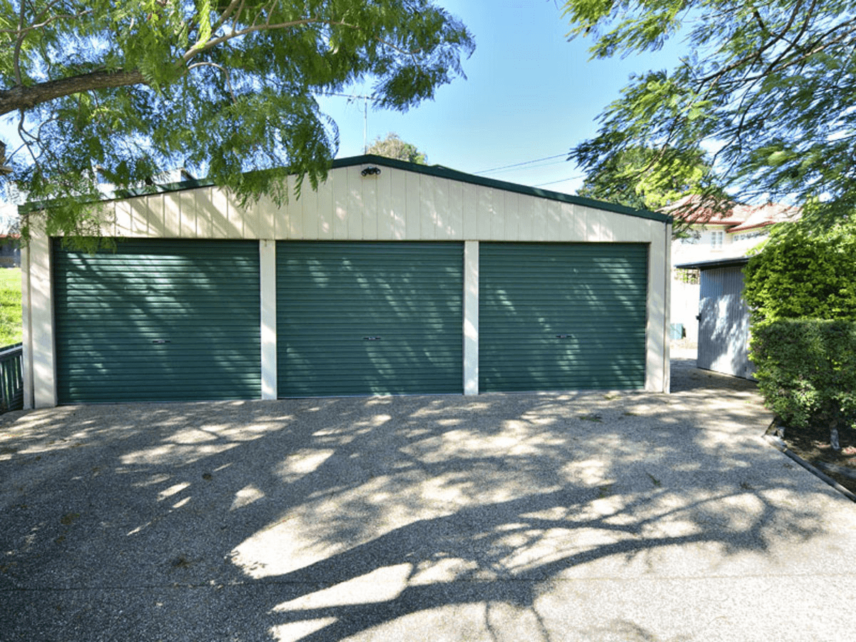 70 Darling Street, West Ipswich, QLD 4305