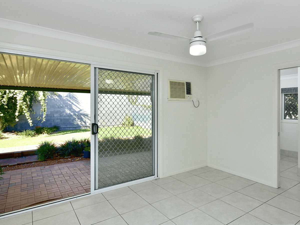 70 Darling Street, West Ipswich, QLD 4305