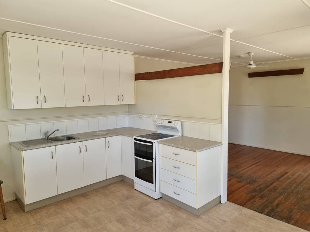 4 Brisbane Street, BOWEN, QLD 4805