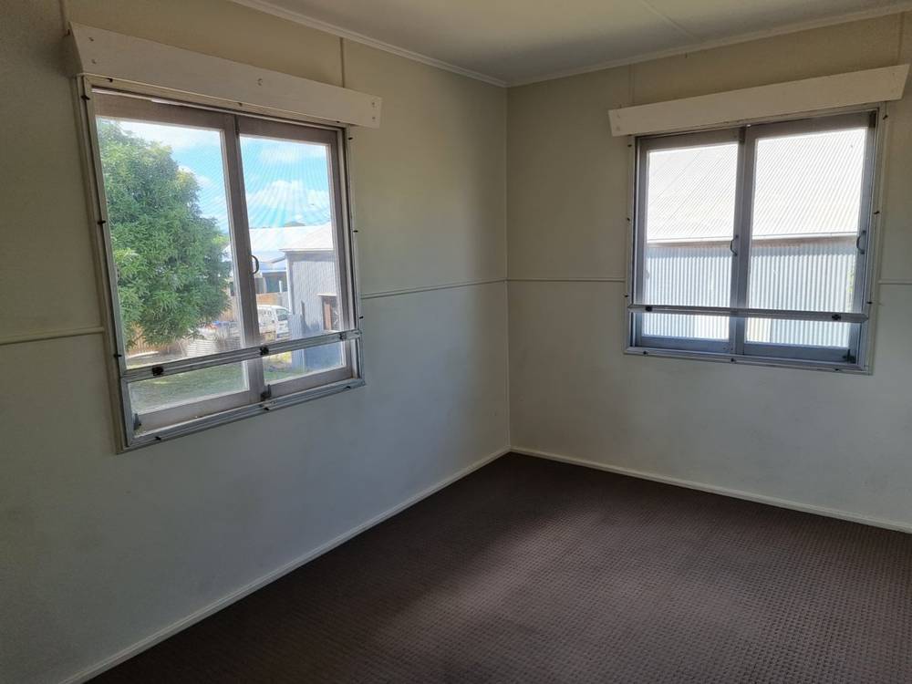 4 Brisbane Street, BOWEN, QLD 4805