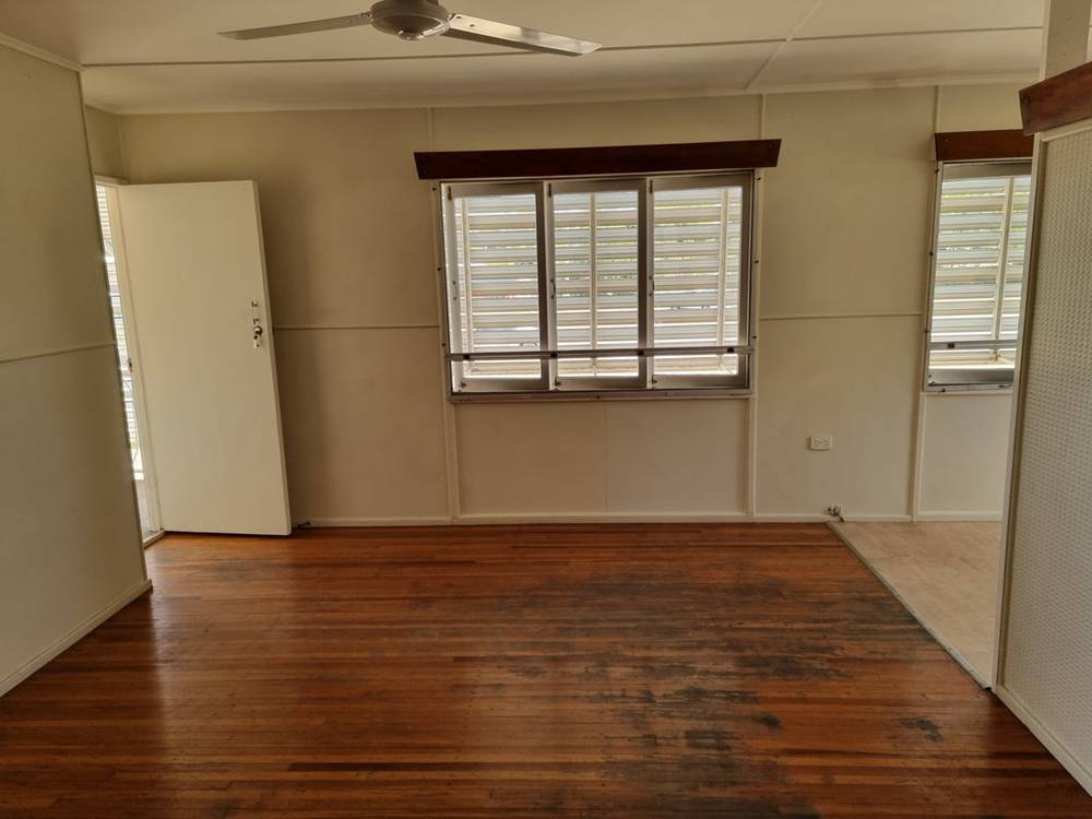 4 Brisbane Street, BOWEN, QLD 4805