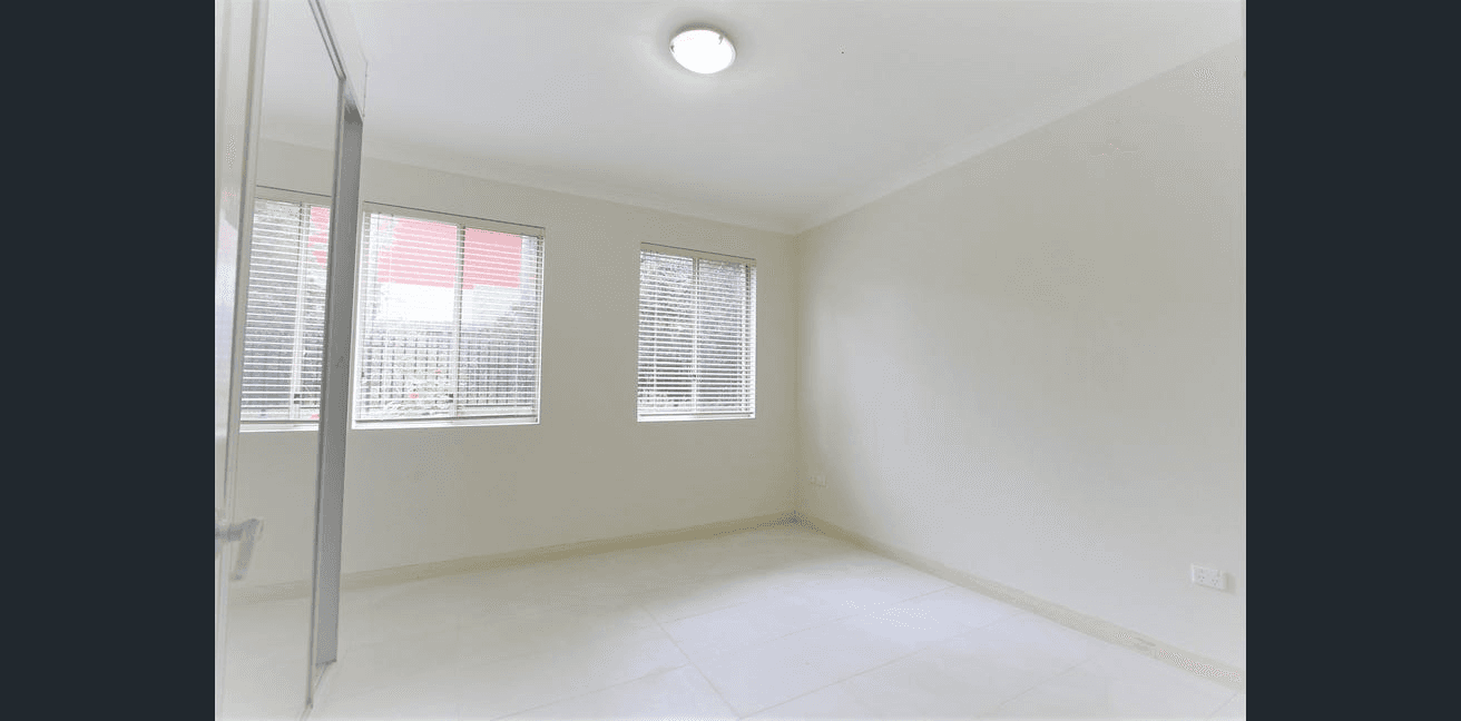 13/36-38 Lydbrook Street, Westmead, NSW 2145