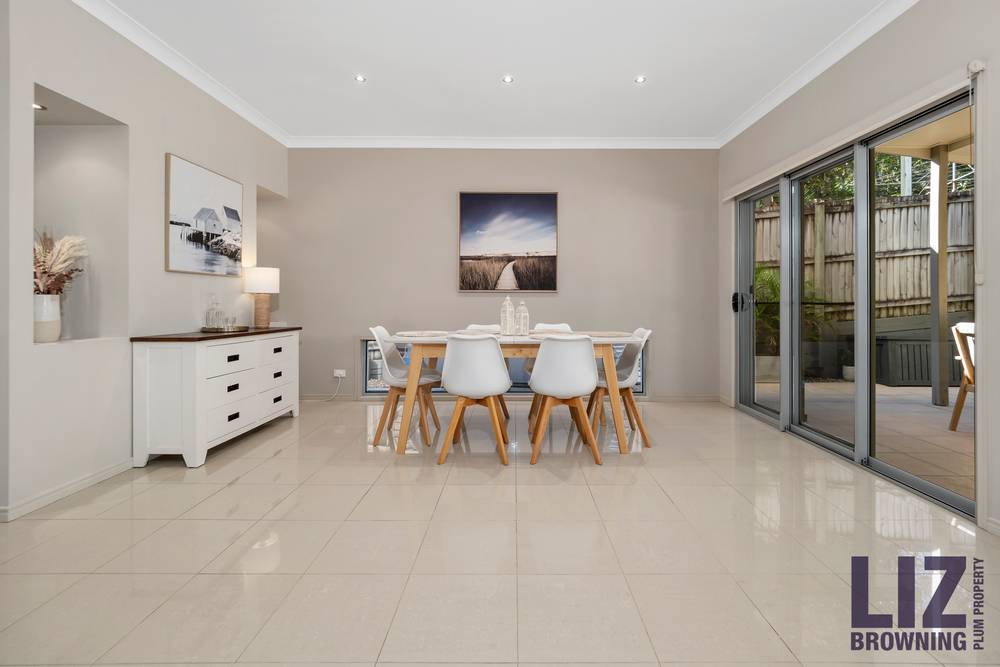 9A Kenton Street, CHAPEL HILL, QLD 4069
