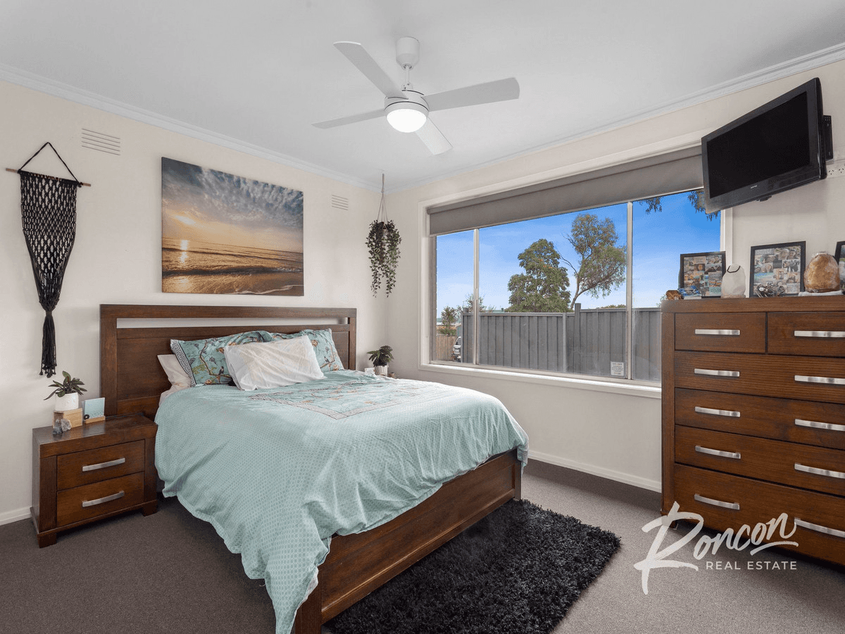 50 & 50A Kinlock Street, BELL POST HILL, VIC 3215