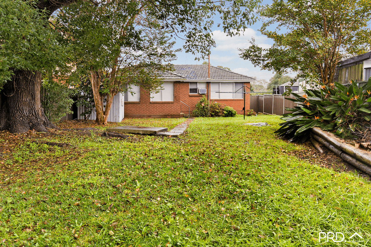 1 Redgum Drive, LUGARNO, NSW 2210