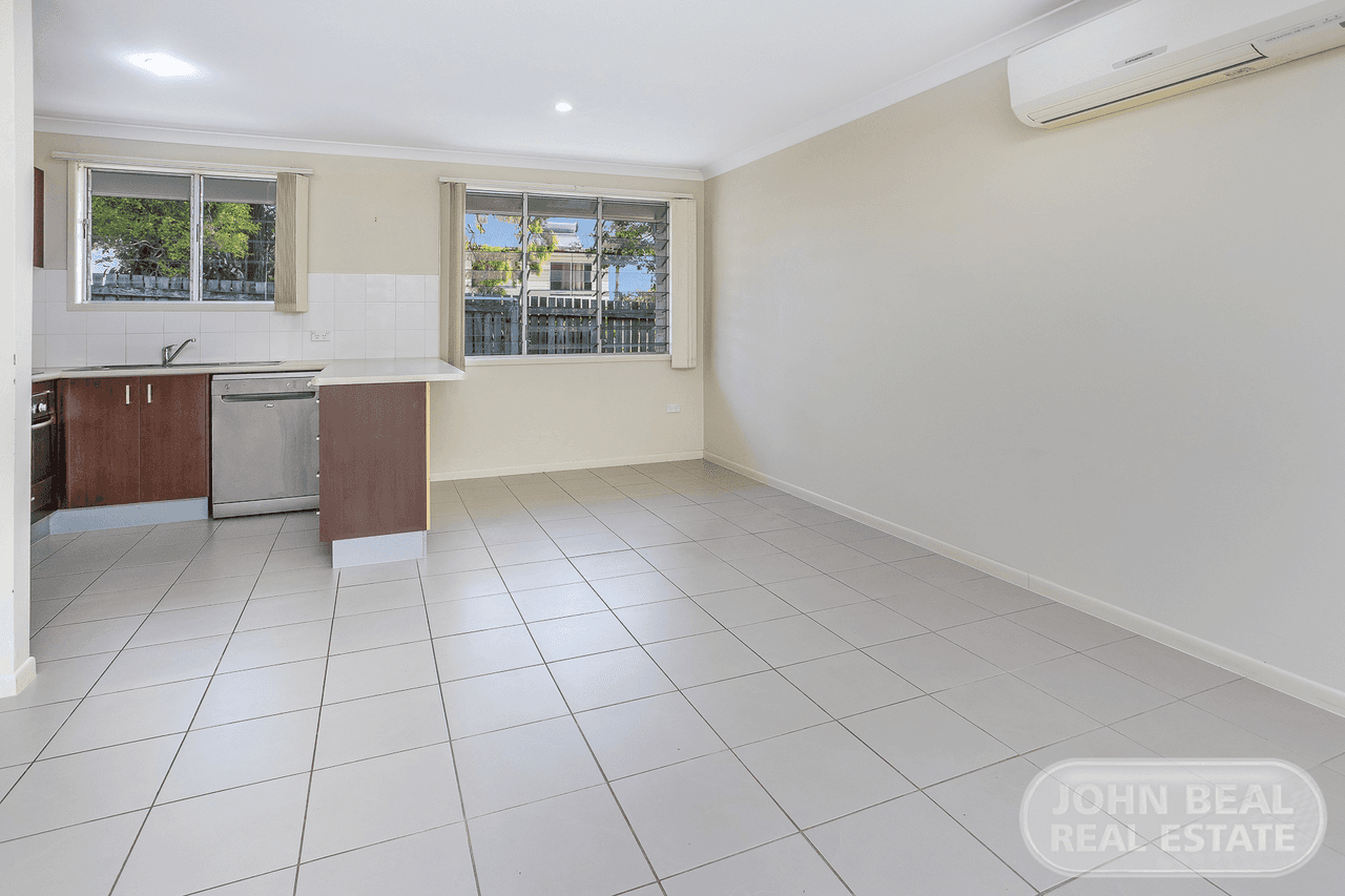 Unit 3/4 Melinda Ct, Margate, QLD 4019