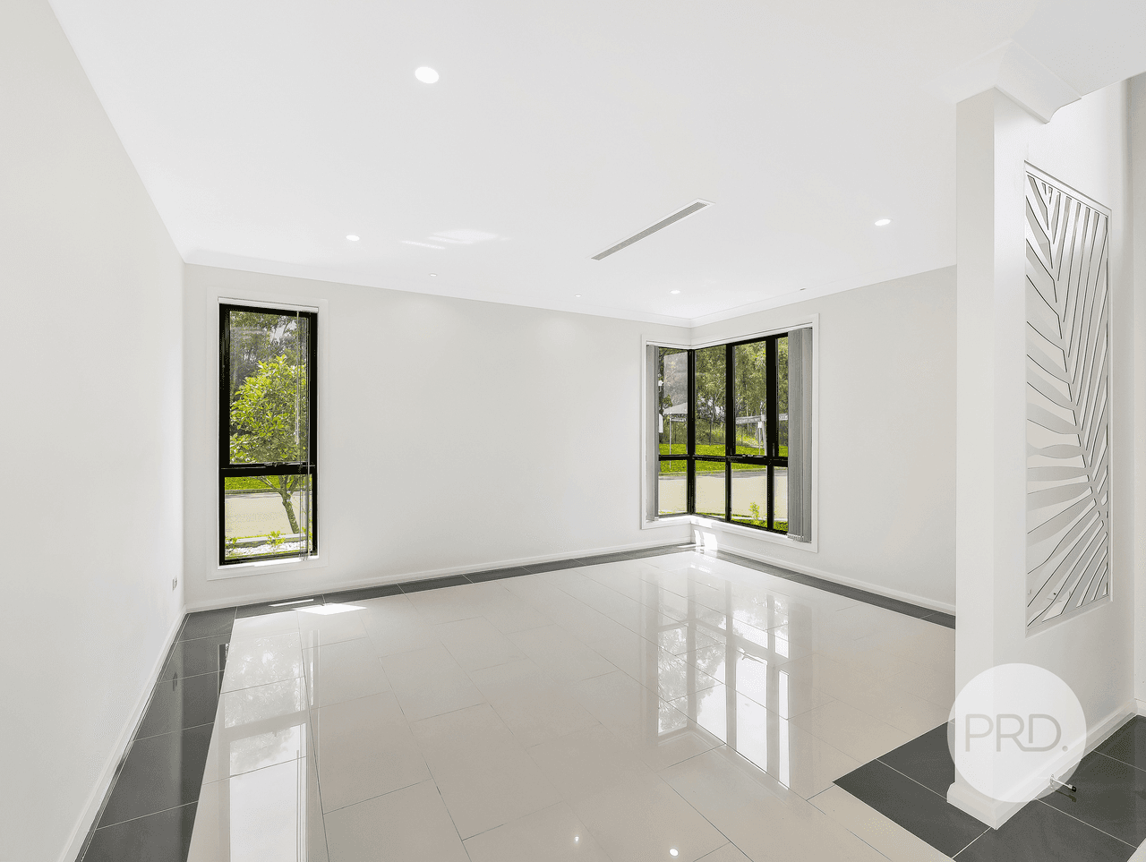 2 Dromedary Place, MACQUARIE LINKS, NSW 2565