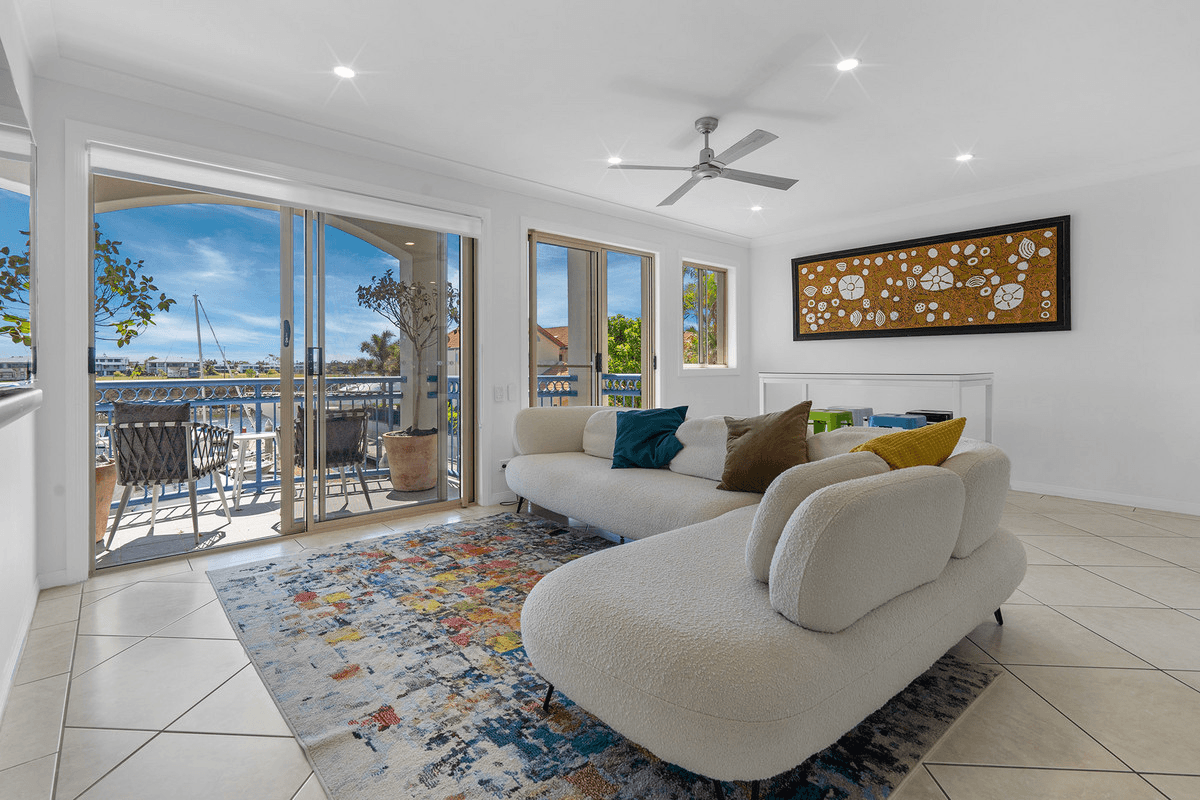 88 John Lund Drive, HOPE ISLAND, QLD 4212