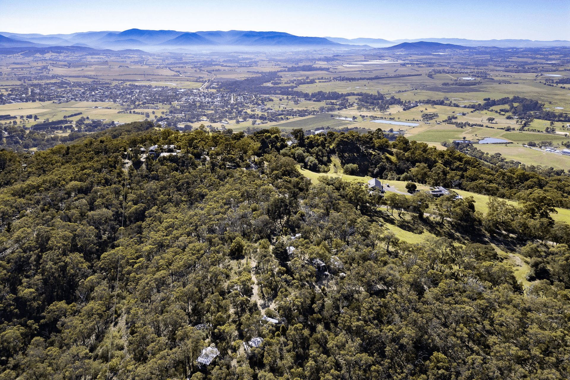 2 Muir Road, Christmas Hills, VIC 3775