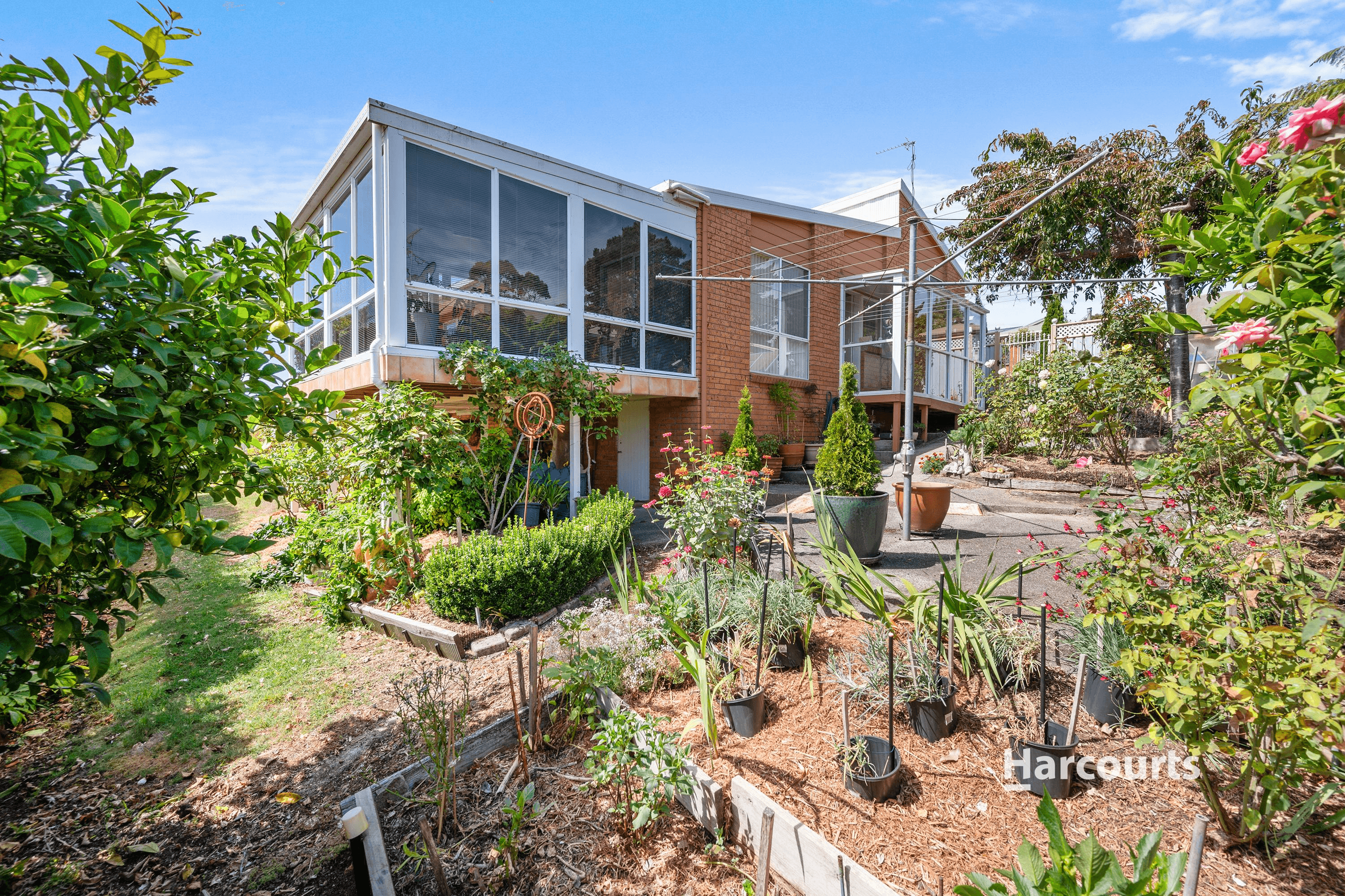 2 Olive Court, MIANDETTA, TAS 7310