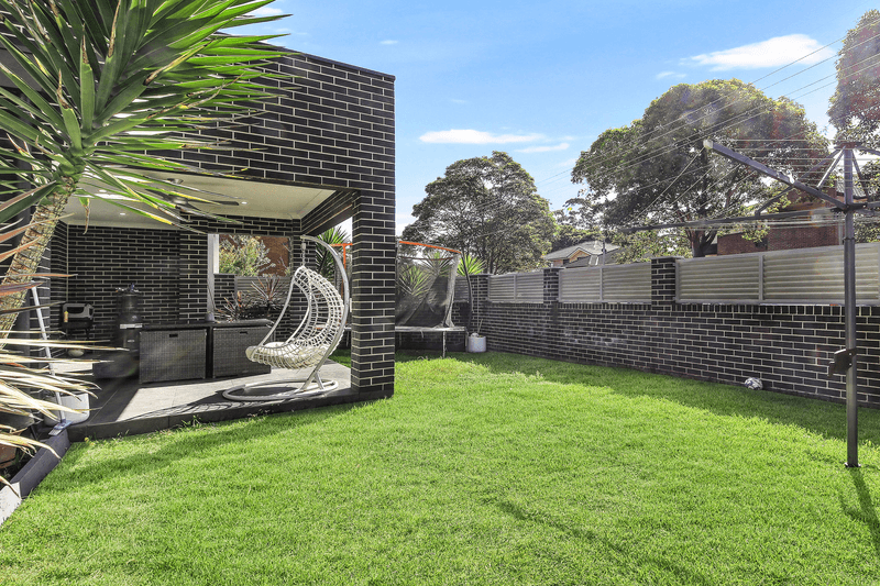 21 Larien Crescent, BIRRONG, NSW 2143